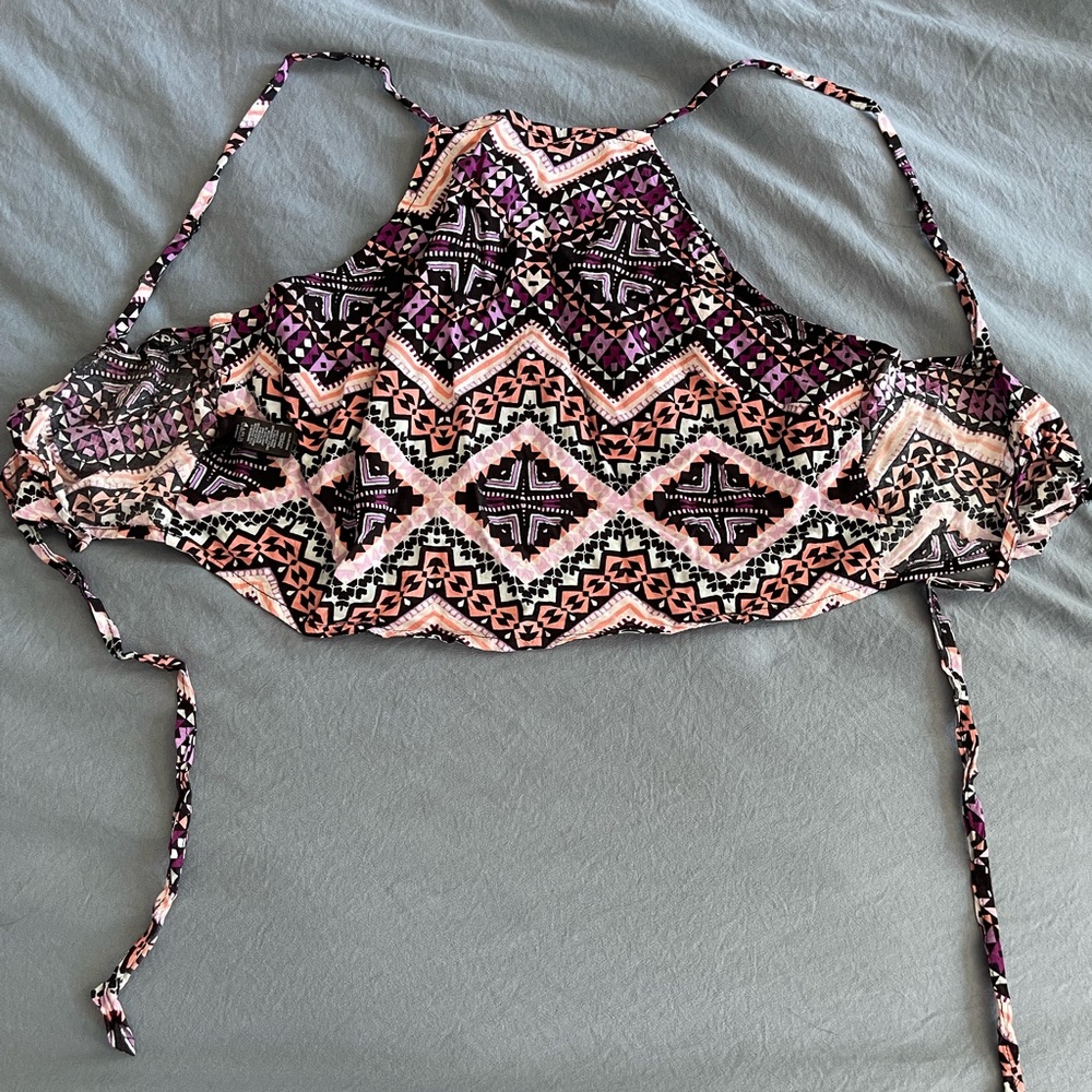 Crop top tie back